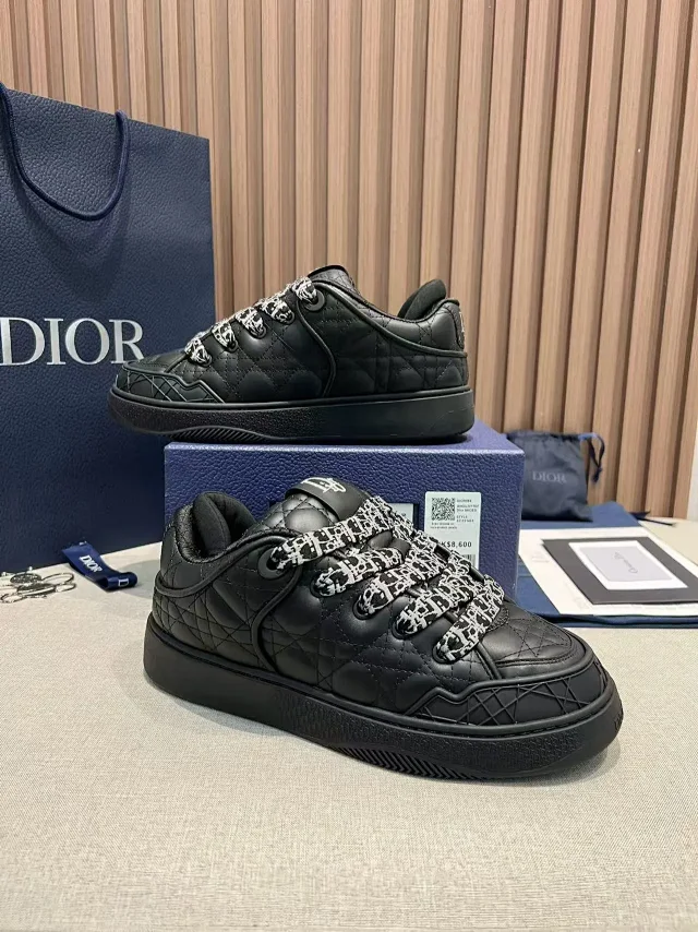 Dior Sneakers B9S quilted low-top product detail image 2