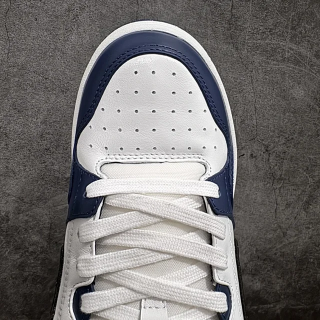 Dior Sneakers B57 low-top product detail image 57