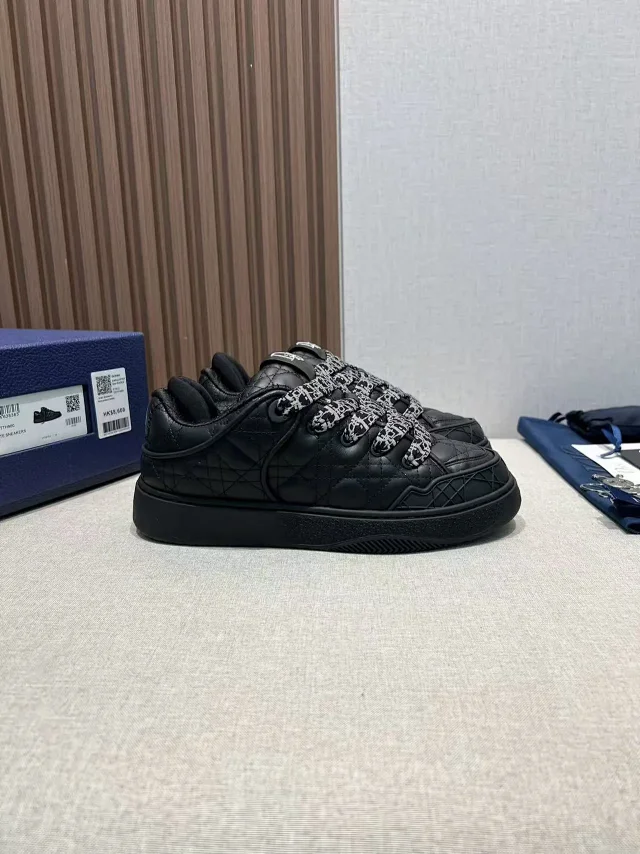 Dior Sneakers B9S quilted low-top product detail image 9