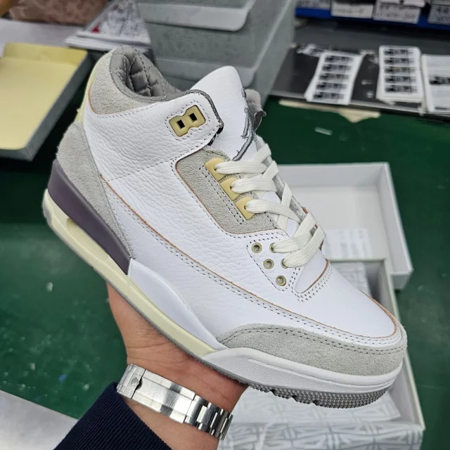 Jordan Sneakers Air 3 product detail image 4