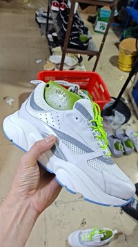 Dior B22 — seller photo 3