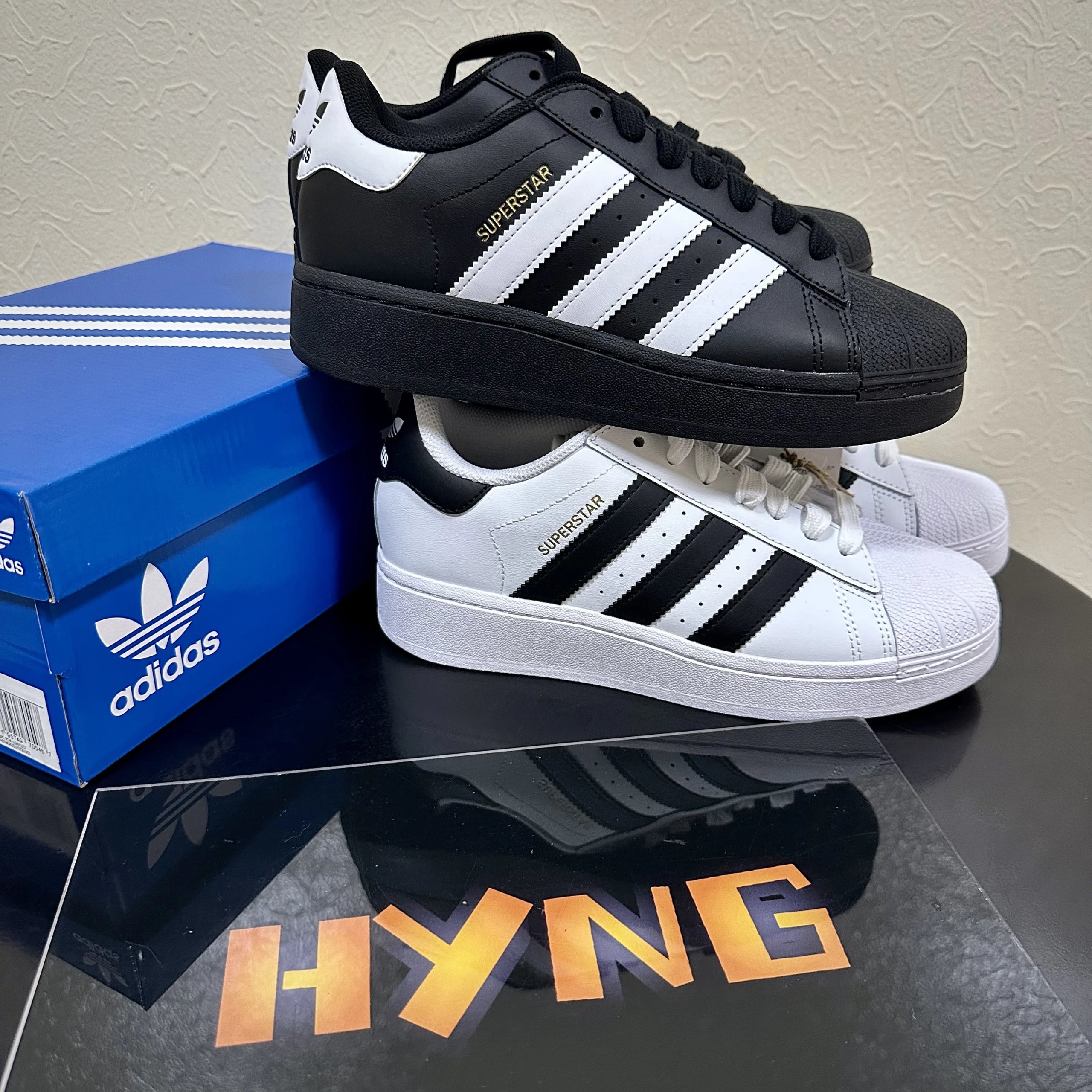 adidas Superstar XLG