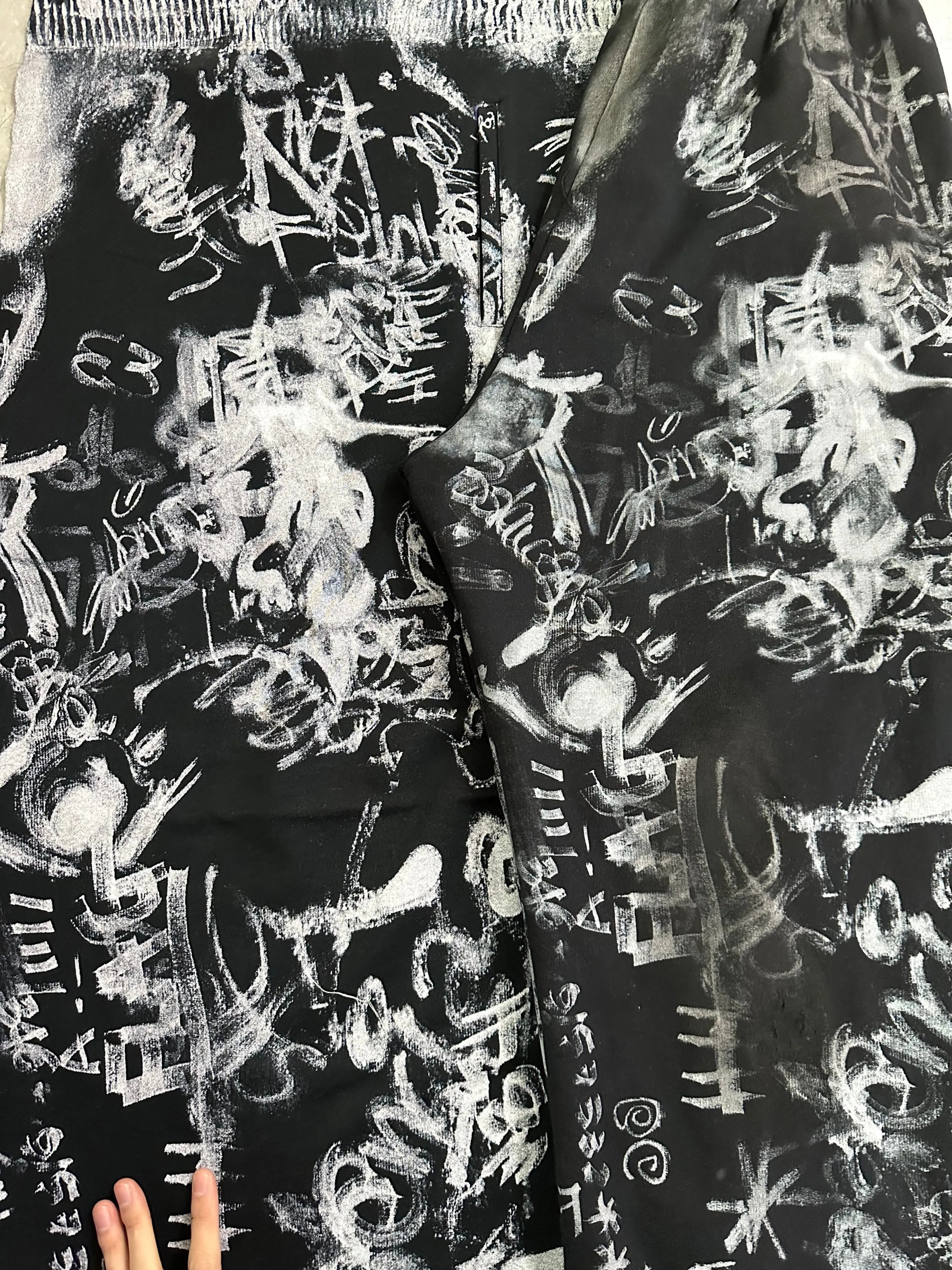 [In stock] Black skater pants