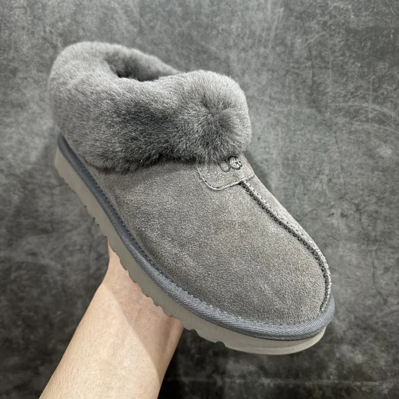 UGG Grey Sheepskin S