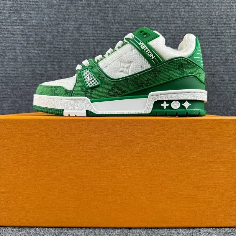 Green Embossed SKU image