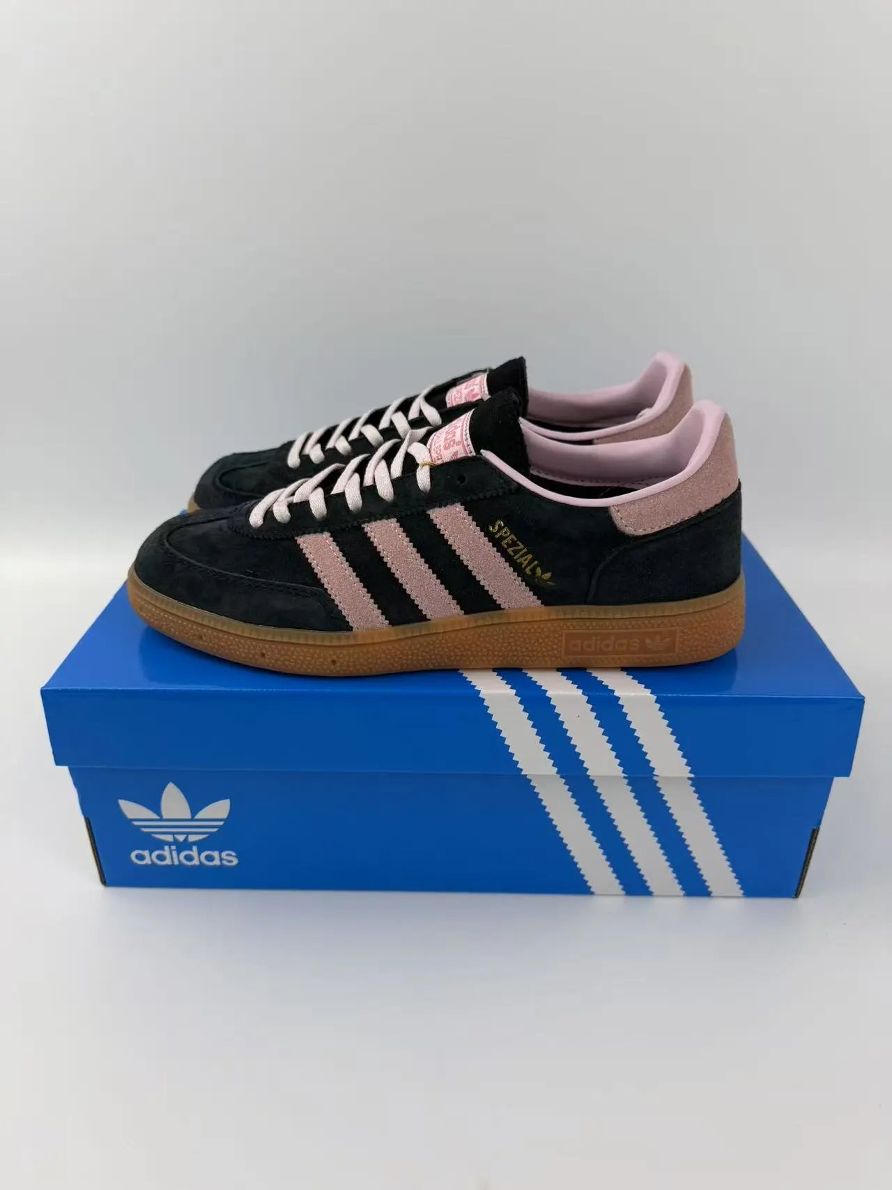 pink-black