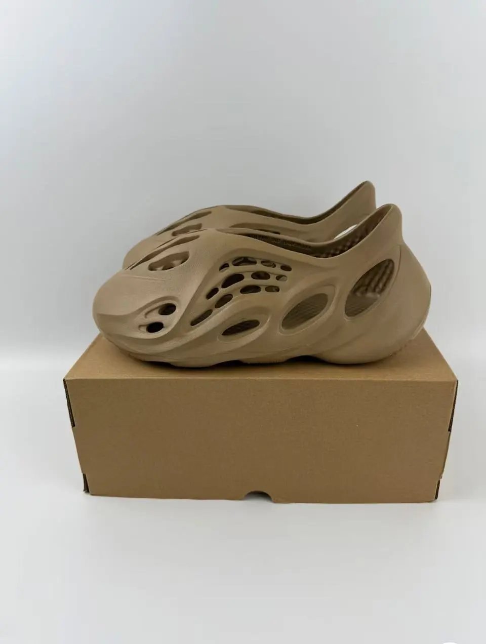 3354 Yellowish brown SKU image
