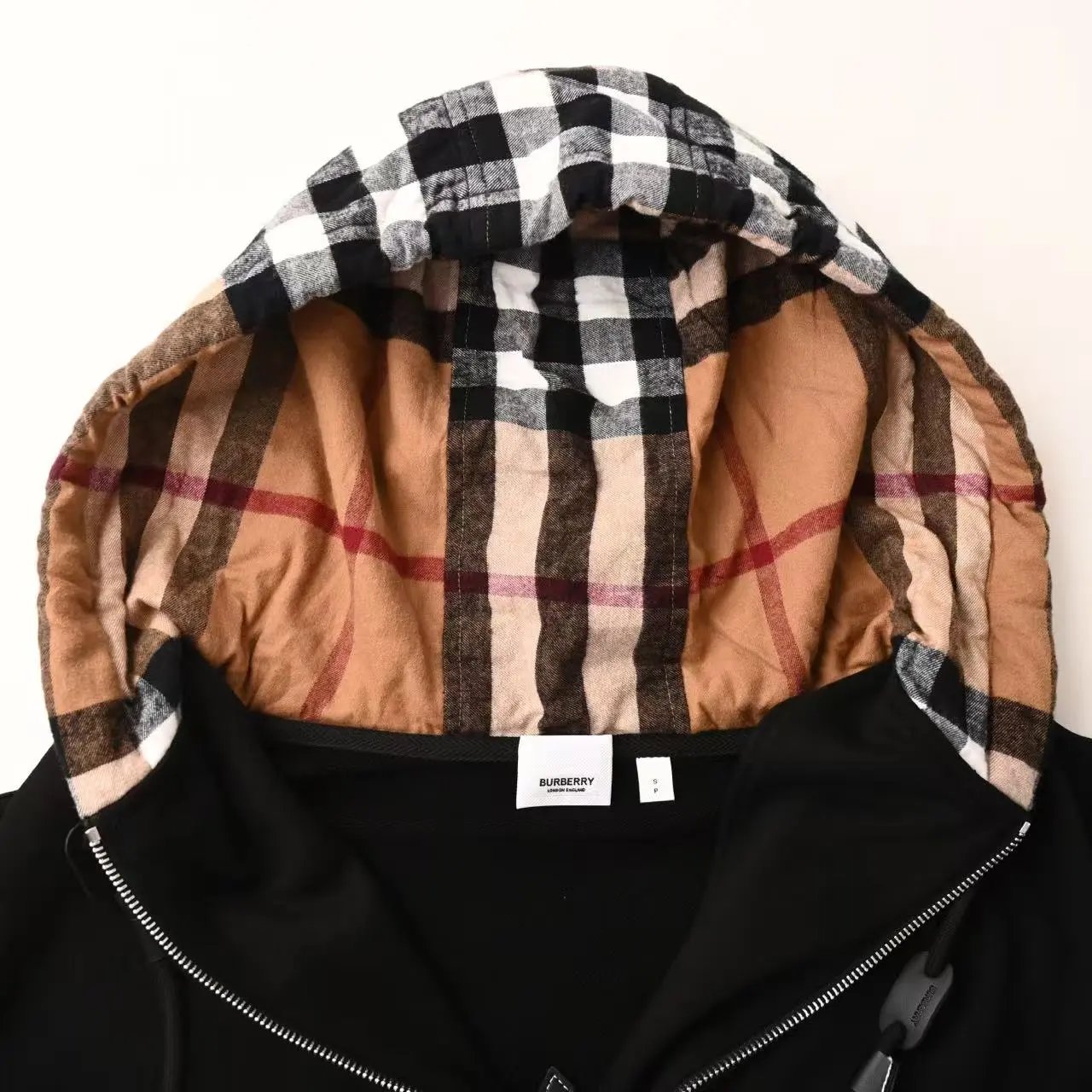 Burberry Hoodie (3 Colorways) foto 6