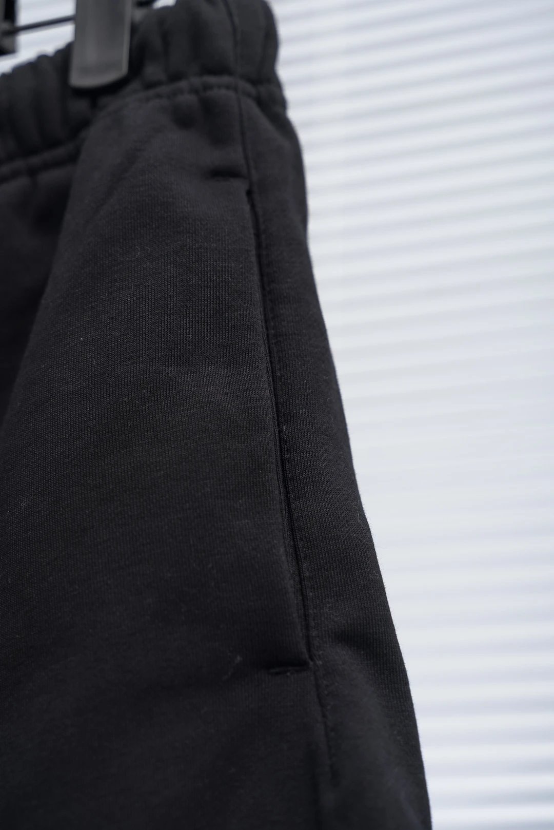 Fear of God Essentials Logo T-Shirt Black - 37