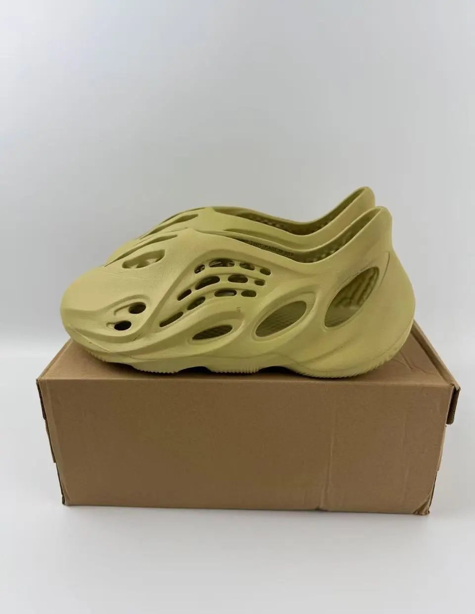 6775 Yellow SKU image