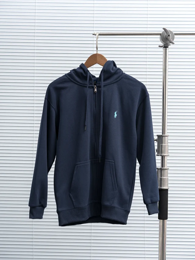 Burberry Hoodies & Sweatshirts Zip-Up Hooded Sweatshirt with Embroidered Equestrian Knight Logo product detail image 38