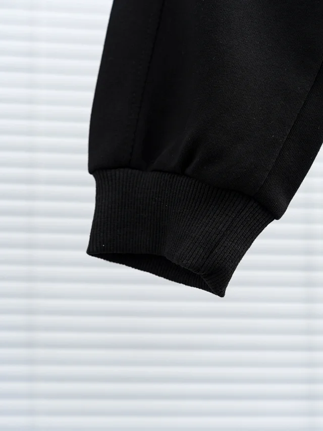 Burberry Hoodies & Sweatshirts Zip-Up Hooded Sweatshirt with Embroidered Equestrian Knight Logo product detail image 67