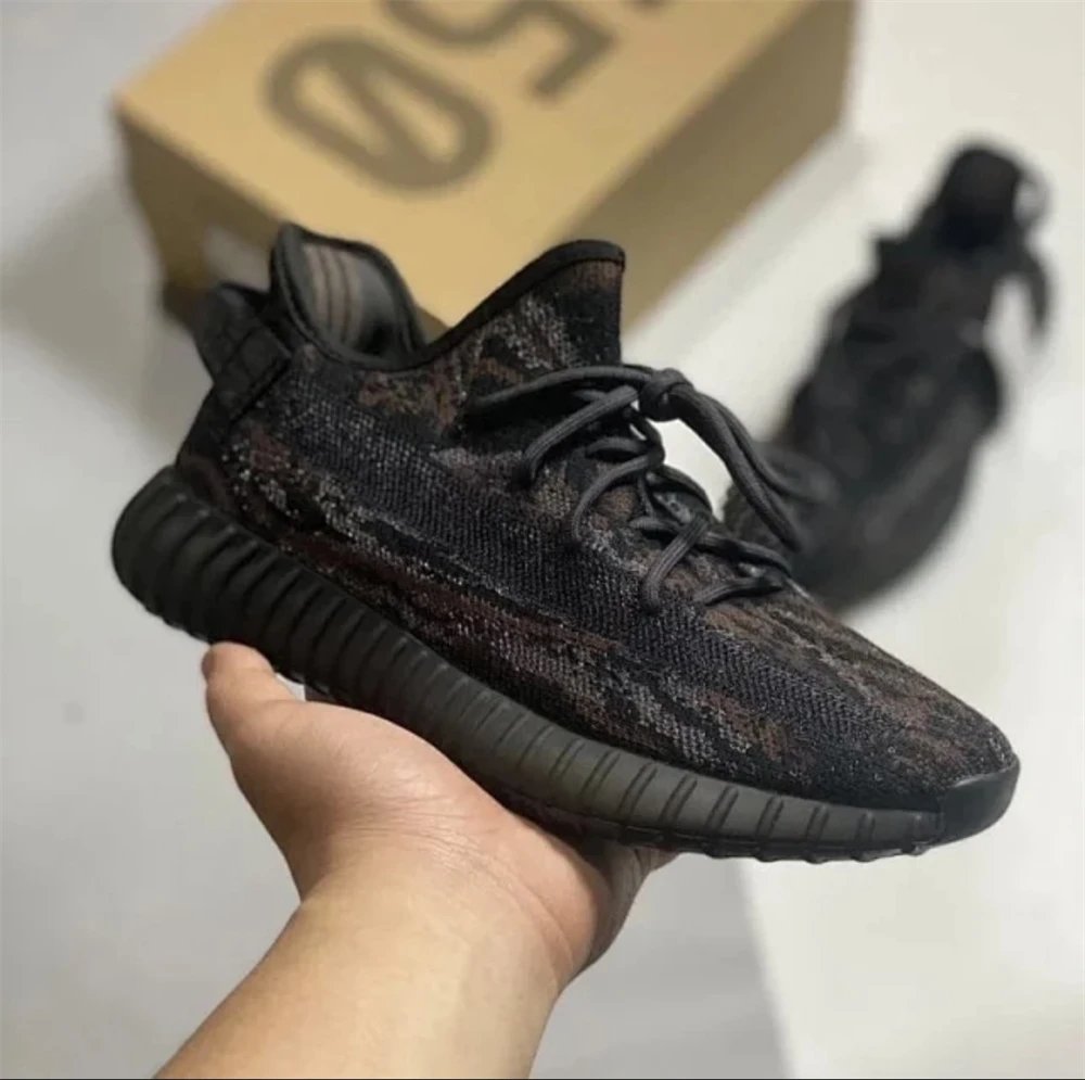 Black Dinosaur