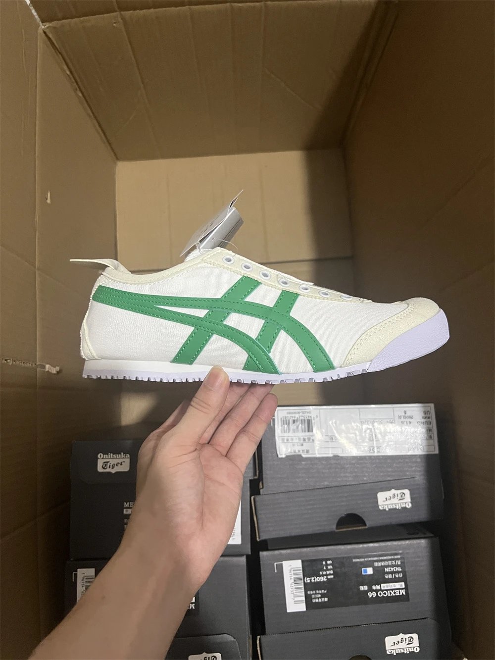 Cream Green