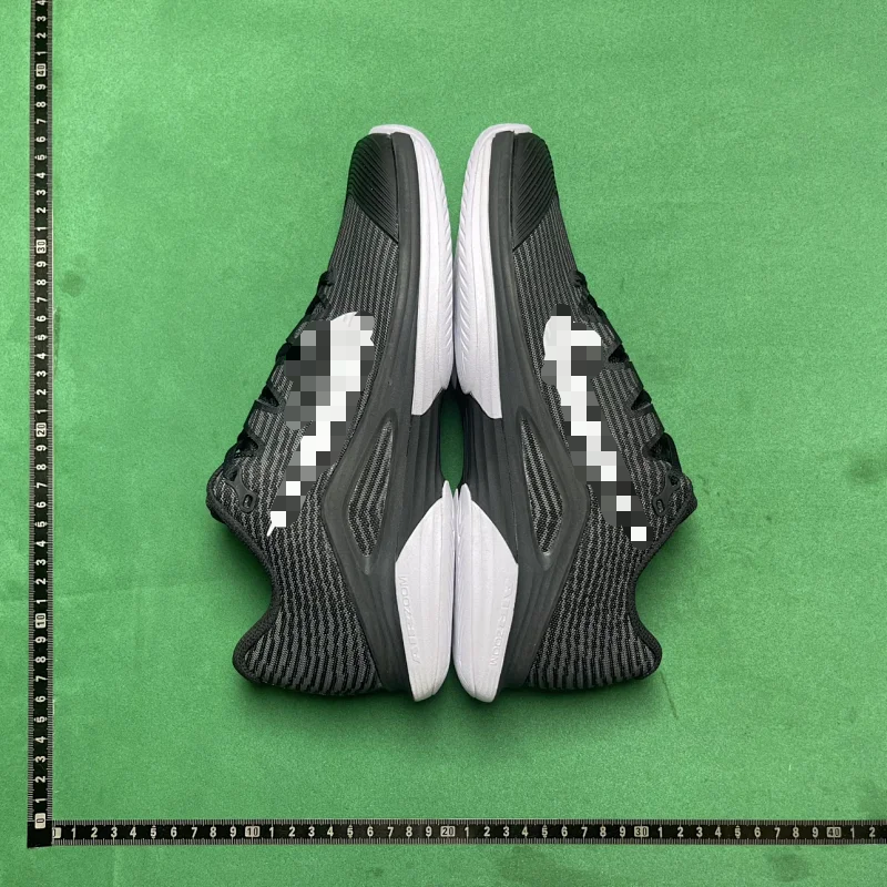 COMFORTABLE LIGHTWEIGHT AND DURABLE LOW-TOP