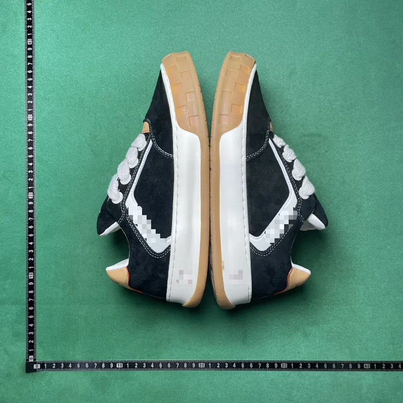 ROUND TOE LACE-UP BISCUIT SHOES
