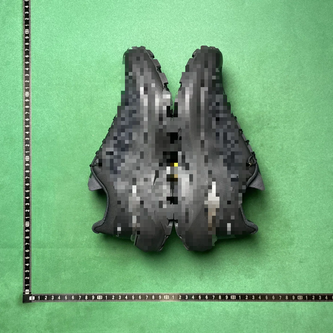 YT EDITION NON-SLIP BREATHABLE LOW-TOP