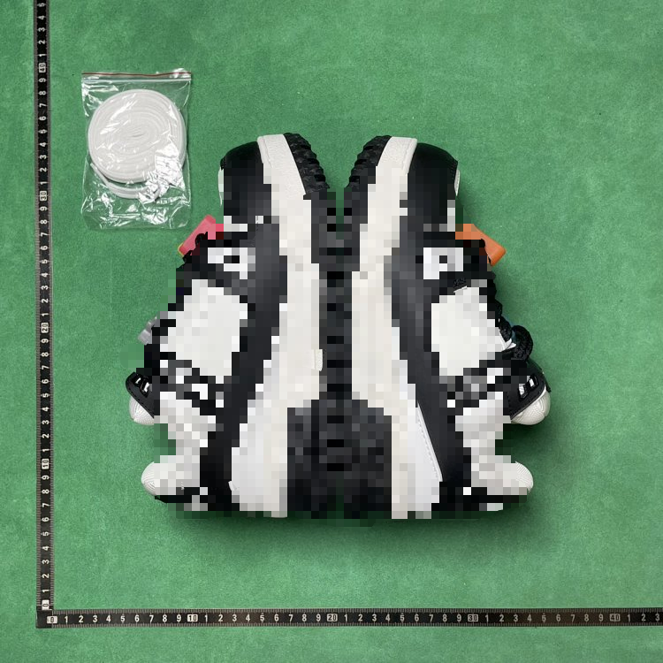 No.14 White Black 1ABZQ9