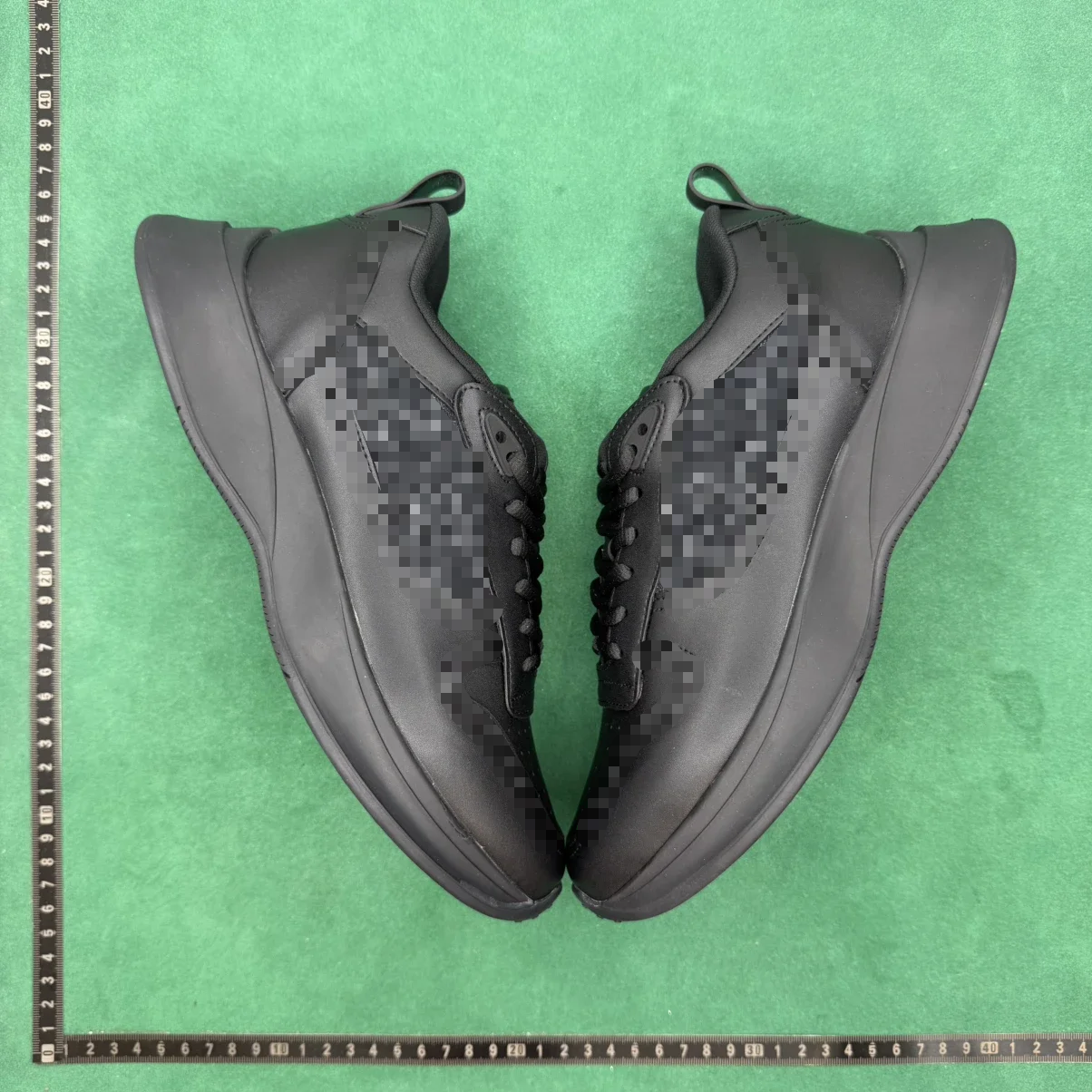 ROUND-TOE LACE-UP FLAT LOW-TOP CASUAL