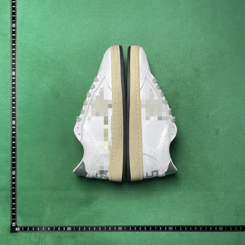 ROUND-TOE LACE-UP LOW-TOP SNEAKERS B9D