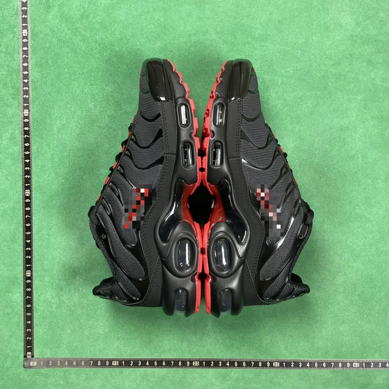 Nike Black Red Air Max Sneakers