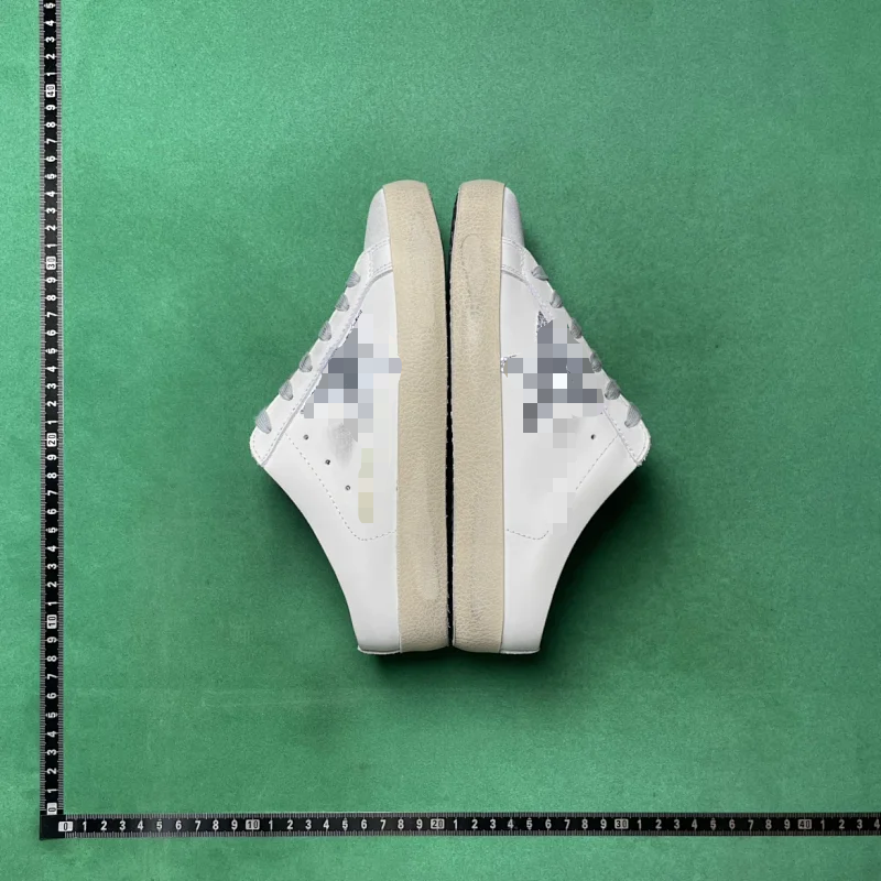 LEATHER ROUND-TOE LACE-UP LOW SNEAKERS