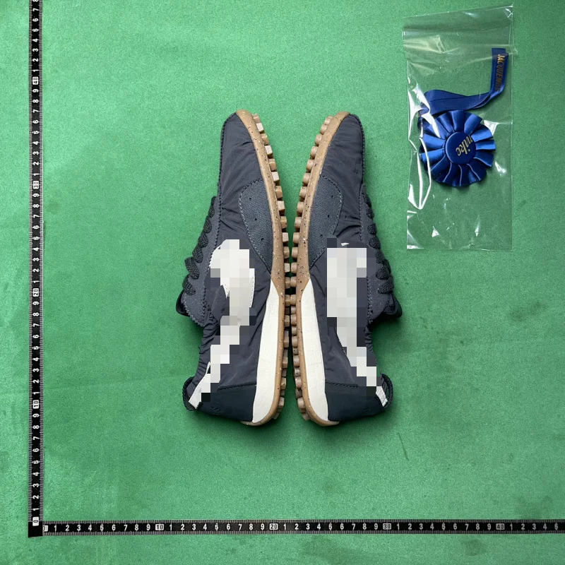 Nike Black Low Top Sneakers