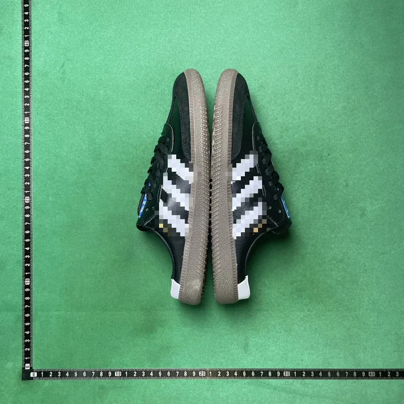 HALF-SLIP TWO-TONE ROUND-TOE CLOSED-TOE SLIPPERS