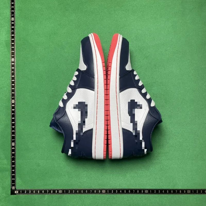 DT EDITION LIGHTWEIGHT LOW-TOP RETRO