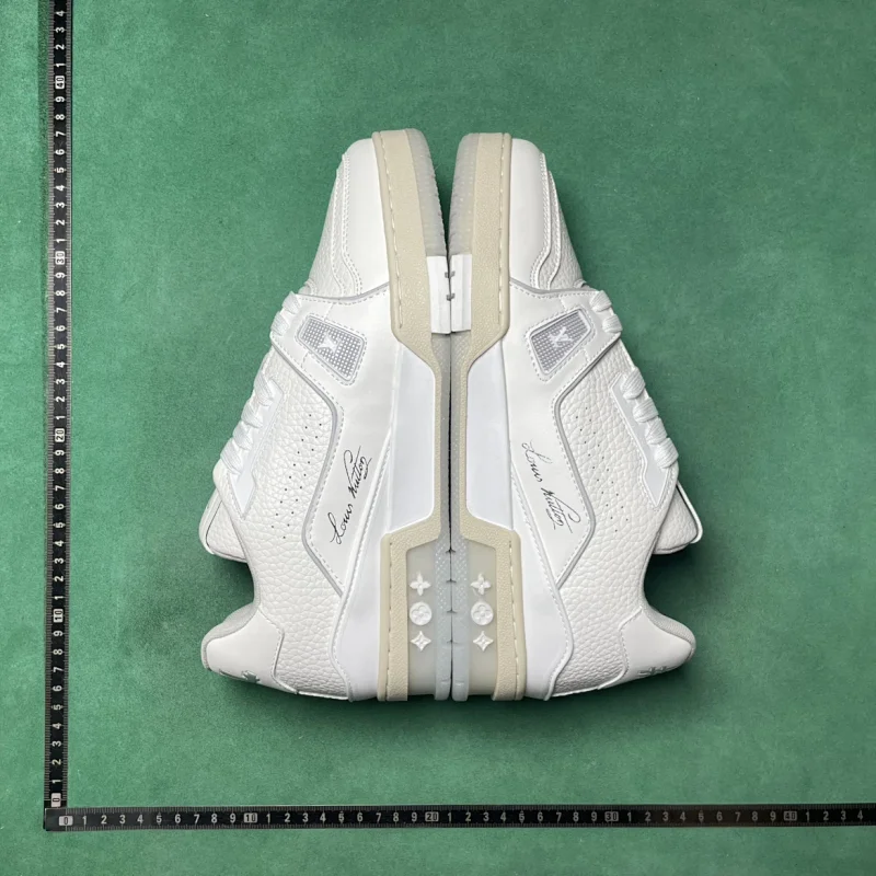 No. 4 white