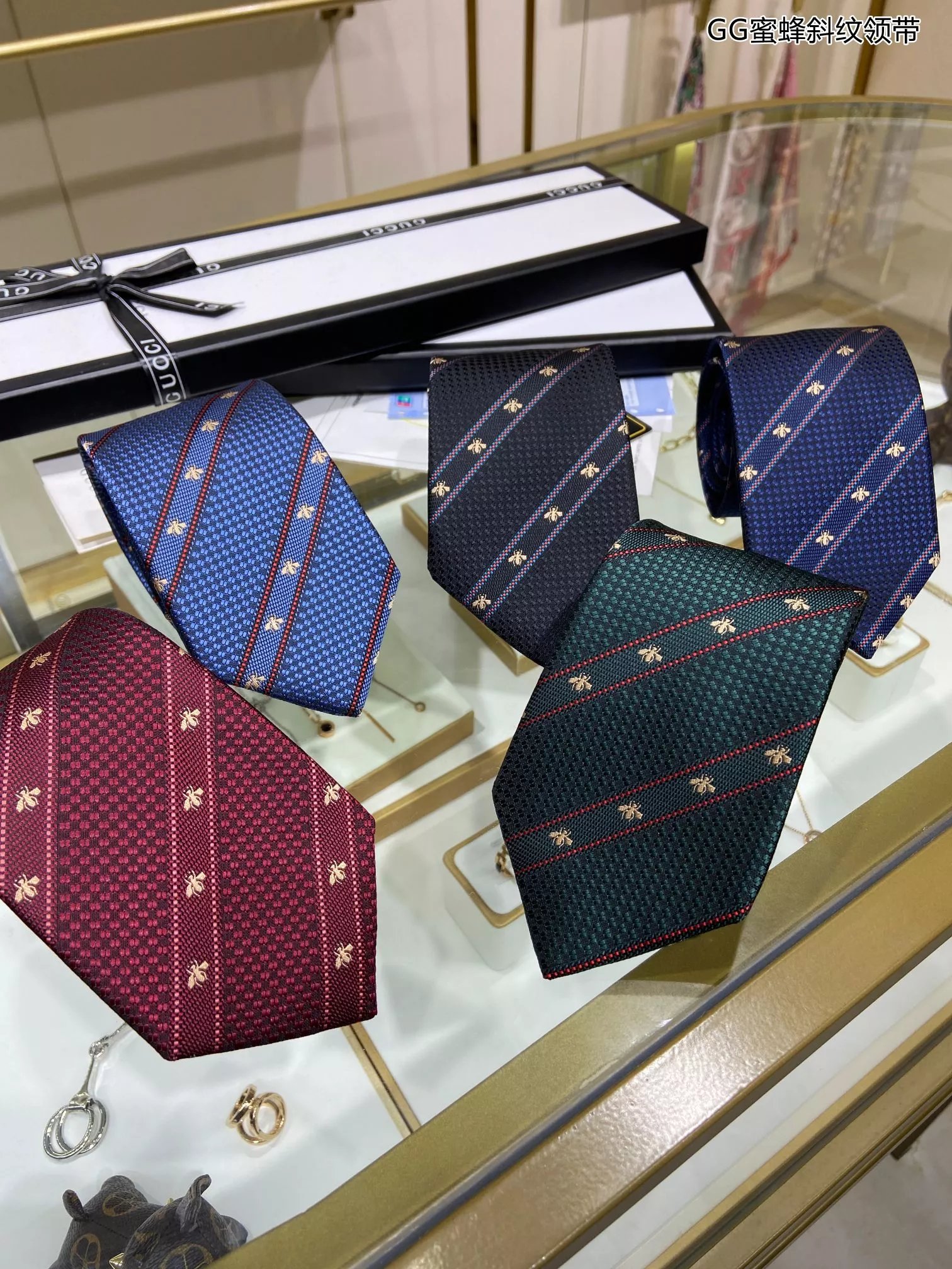 Necktie G7 