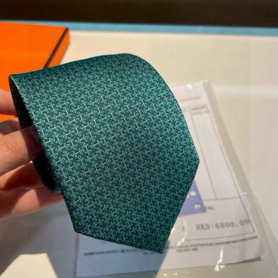 Necktie H47 7