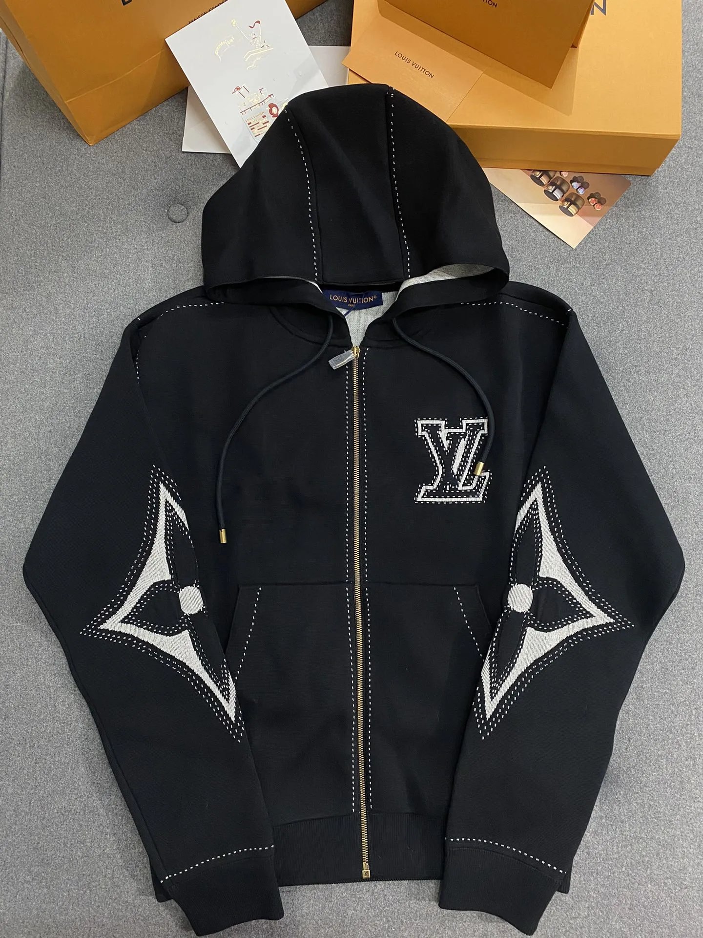 TB 113 (non quality issues non refundable)