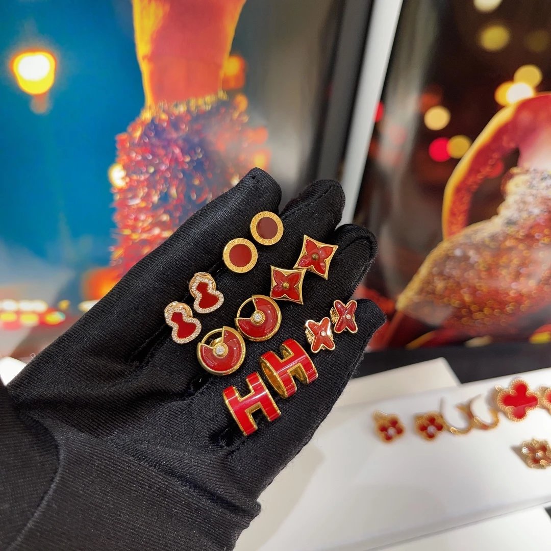 SD  耳钉下单不退换