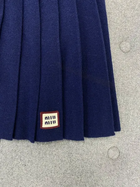 Miu Miu Pleated Knit Skirt Navy - 10