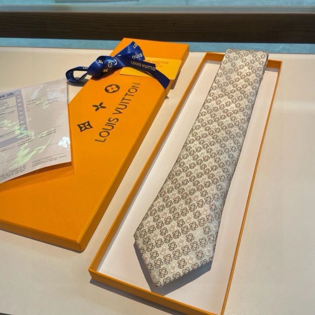 Necktie L32  2