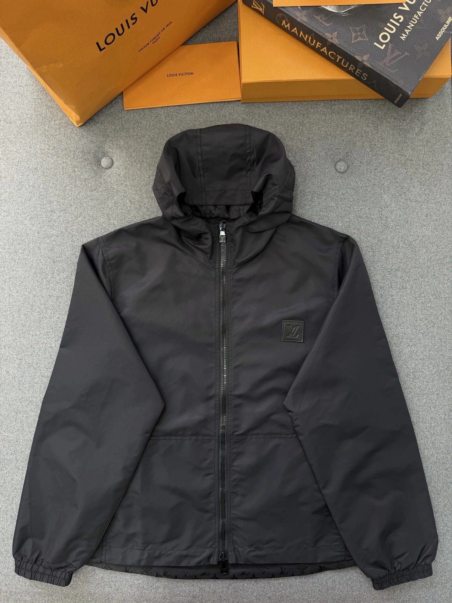 TB 317 (No returns or exchanges for non-quality issues)