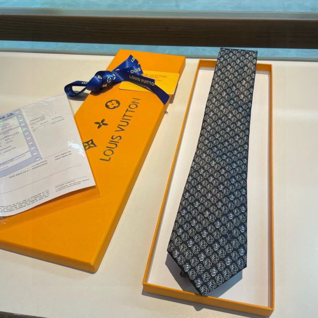 Necktie L32  10