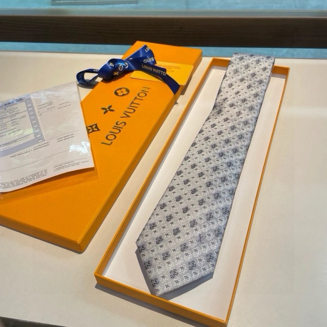 Necktie L32  8