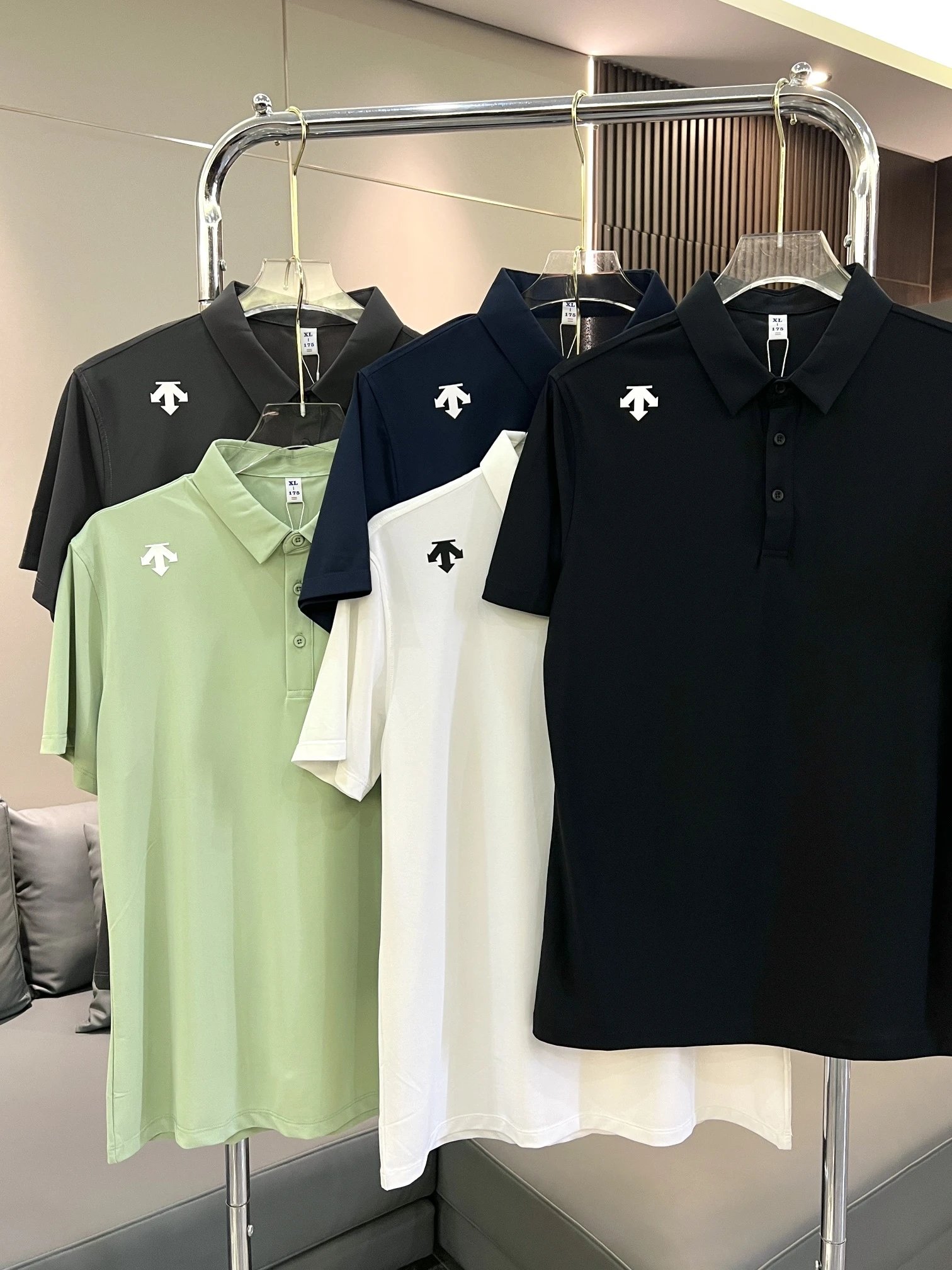 丝绸般顺滑凉爽,双压线锁边,三标齐全,耐穿上档次:迪桑特 冰氧棉运动