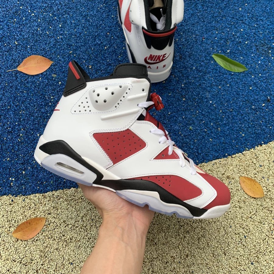 carmine red