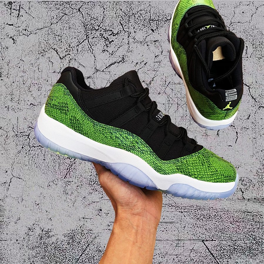 Air Jordan 11 Low Green Snakeskin