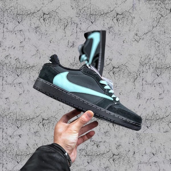Air Jordan 1 Low Travis Scott Tiffany