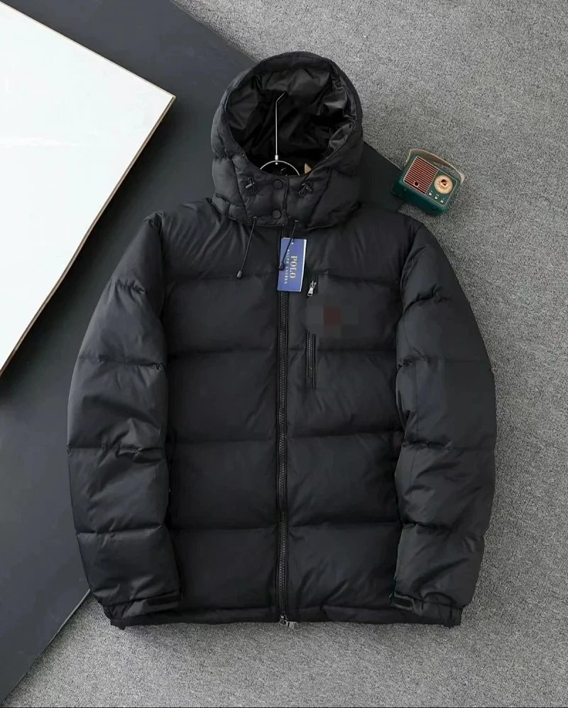 Matte black (black)