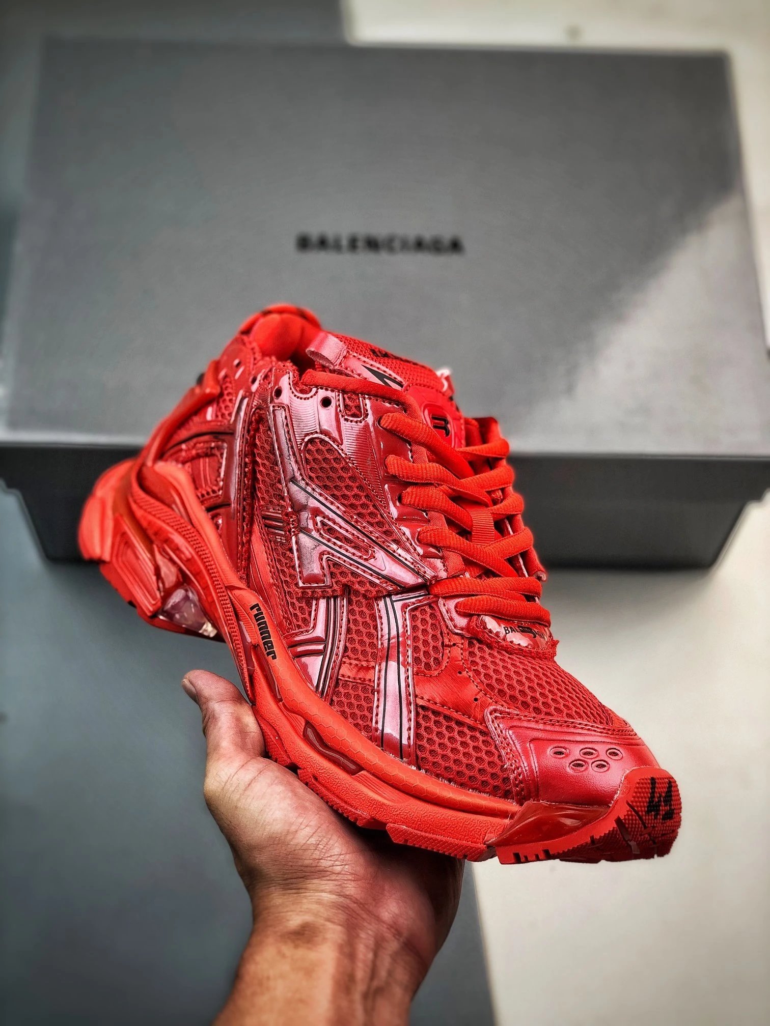 Runner  4