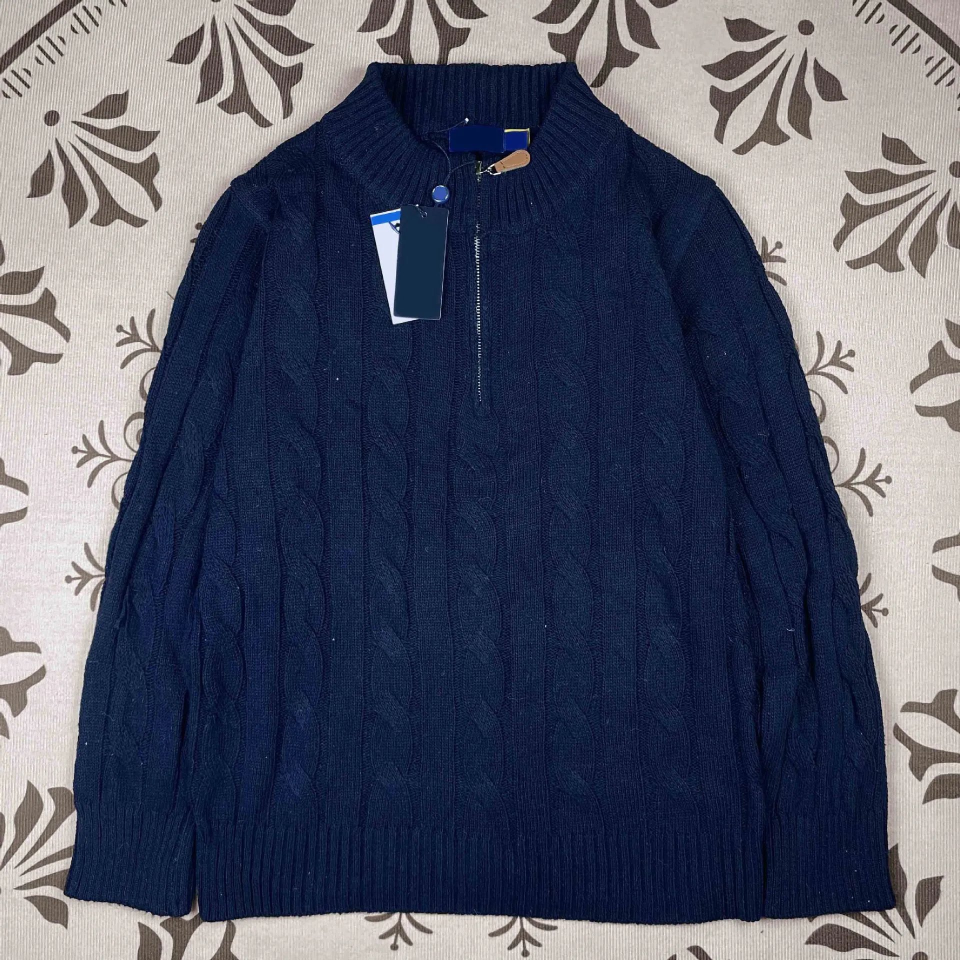 Navy blue zipper
