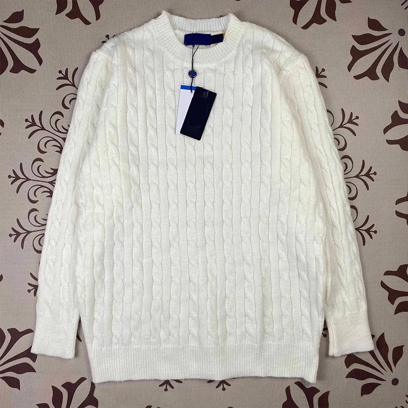 Milk apricot round neck