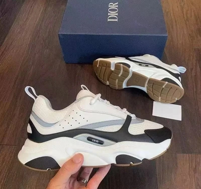 1 White Black B22