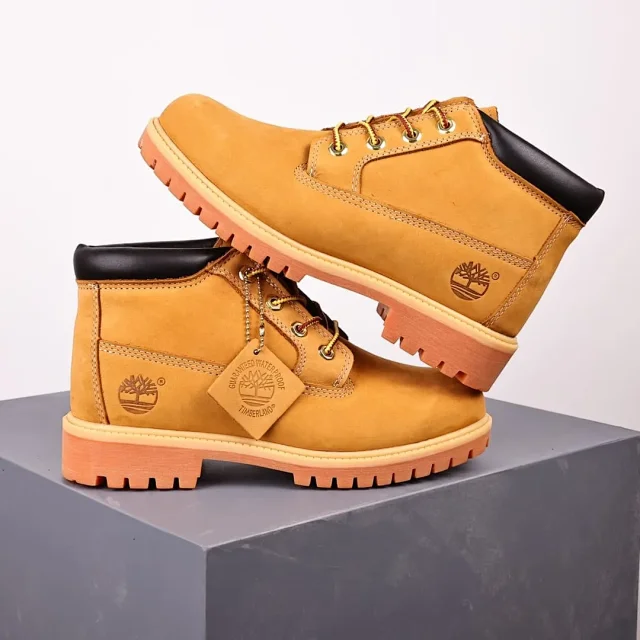 Timberland Boots Lace-Up Ankle with Lug Sole product detail image 5