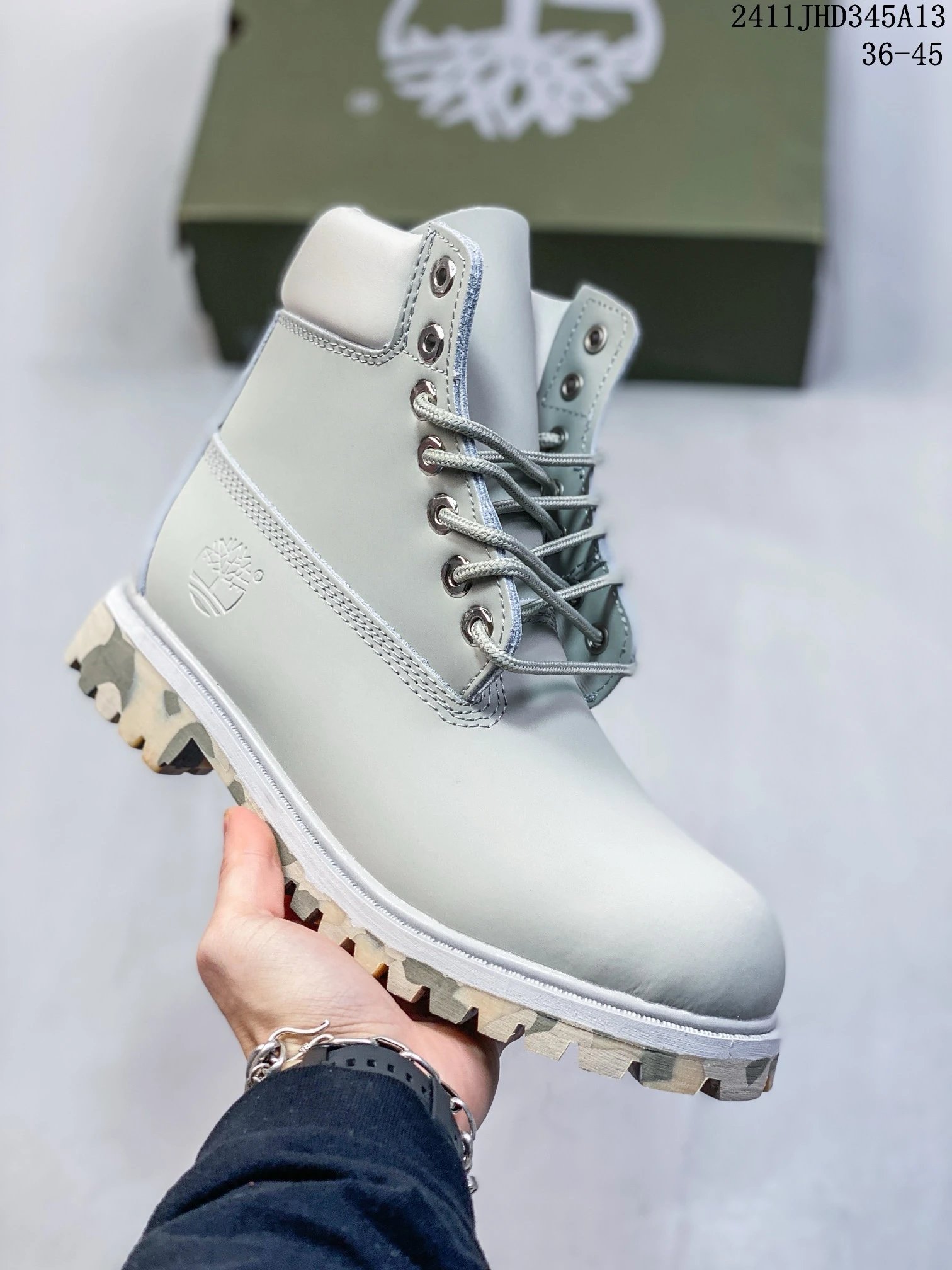 Timberland Boots Lace-Up Ankle with Lug Sole — 11